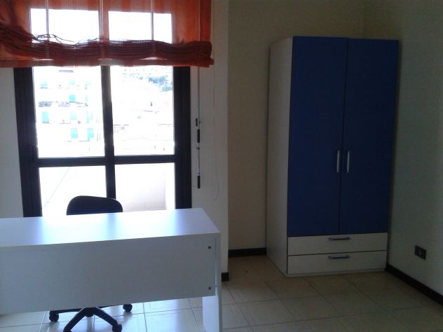 Affitto a studentessa camera singola arredata vicino Università e Accademia - Foto 2