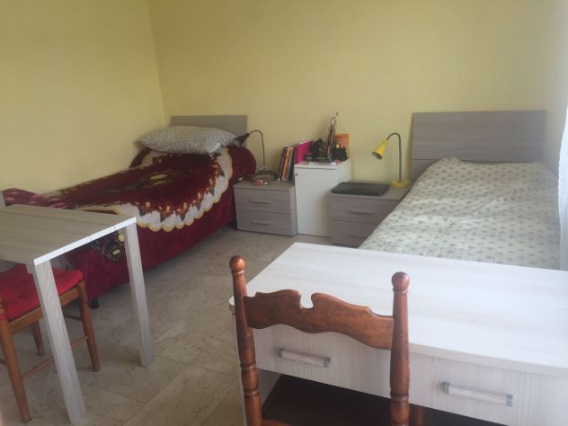 1/2 POSTI LETTO IN STANZA DOPPIA PER RAGAZZA - Pressi 8 Gallery - Foto 9