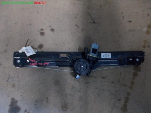 ALZACRISTALLO ELETTR. PORTA ANT. S. 2 FILI FIAT 500 L (199-73)  Carrozzeria  Lamierati esterni  Porte  Alzacristallo por FIAT - 500 L - 01-07-2012 - 0