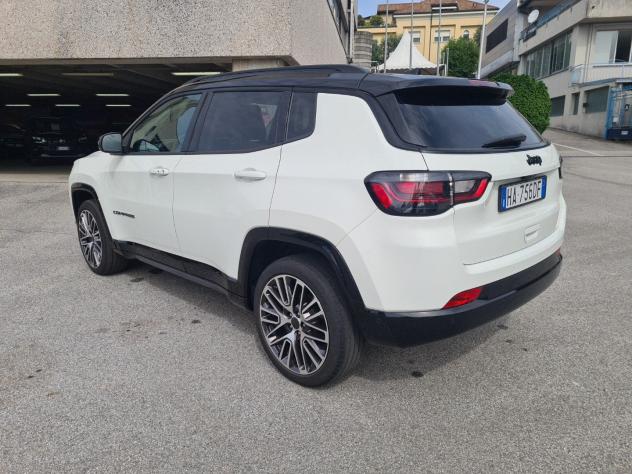 Jeep Compass e-Hybrid 1.5 Turbo MHEV T4 96kW Summit DDCT - Foto 6