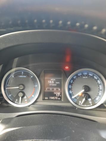Toyota Auris 1.4 D-4D Active Ok Neopatentati - Foto 2