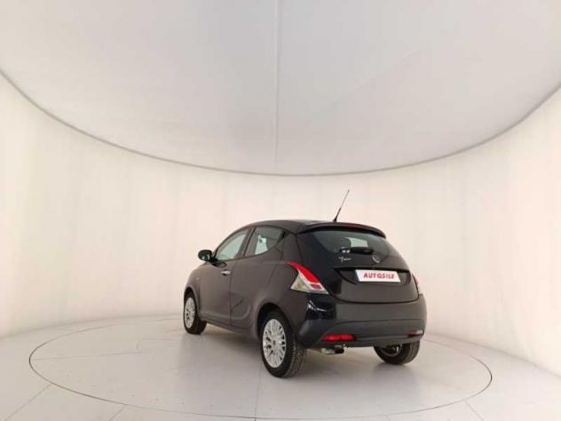 Lancia Ypsilon III 2011 1.2 8v Gold c/CL 69cv E6 - Foto 4