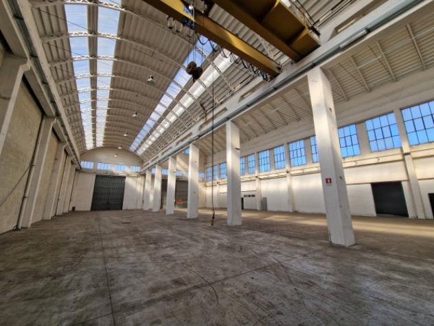 Immobile di 3215 m² con più di 5 locali in affitto a Settimo Milanese - Foto 5