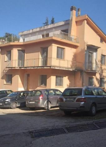 Immobile in asta di 381 m², box auto in vendita a Gualdo Tadino - Foto 7
