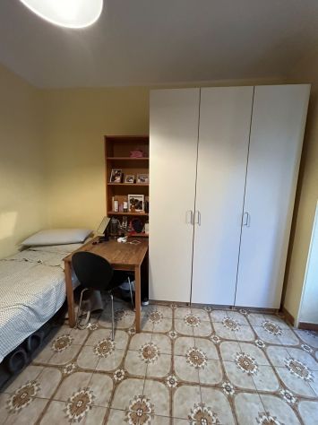 Torino Centro: camera per studentesse in appartamento condiviso