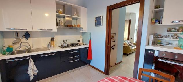 MONZA - Ampio trilocale in affitto con giardino e taverna - Foto 9