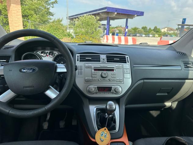 Ford Kuga 2.0 TDCi 140 CV 2WD - Foto 7