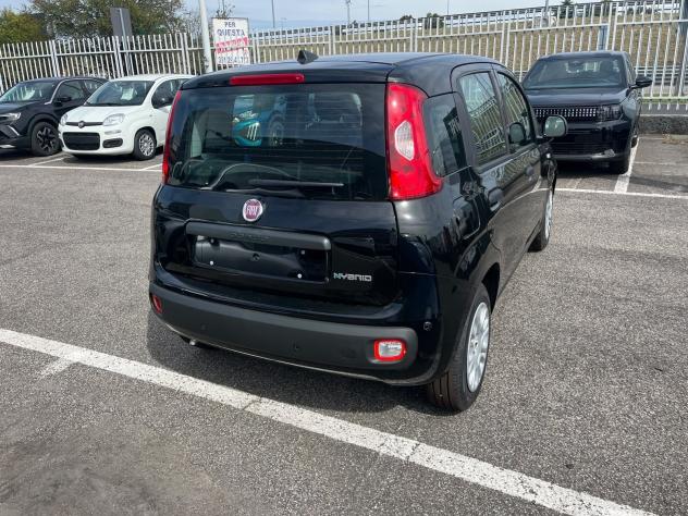 FIAT Panda 1.0 FireFly 70cv S&S Hybrid Pandina - Foto 8