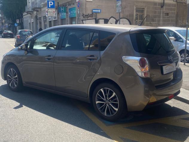 Toyota Verso D-4D Active #11975 - Foto 6