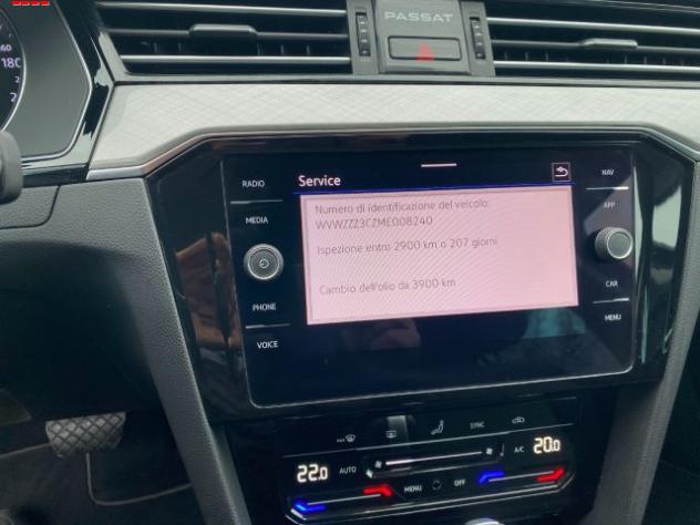 VOLKSWAGEN Passat Variant 2.0 TDI SCR EVO DSG Business rif. 23927010 - Foto 9