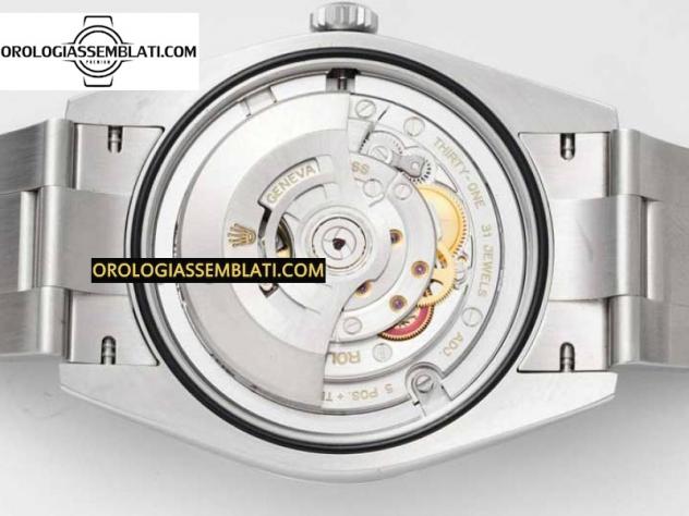 Rolex Replica OYSTER PERPETUAL 41MM 124300 BEST EDITION 1:1 IN ACCIAIO 904L QUADRANTE ROSSO SU BRACCIALE SS 3230 - Foto 5