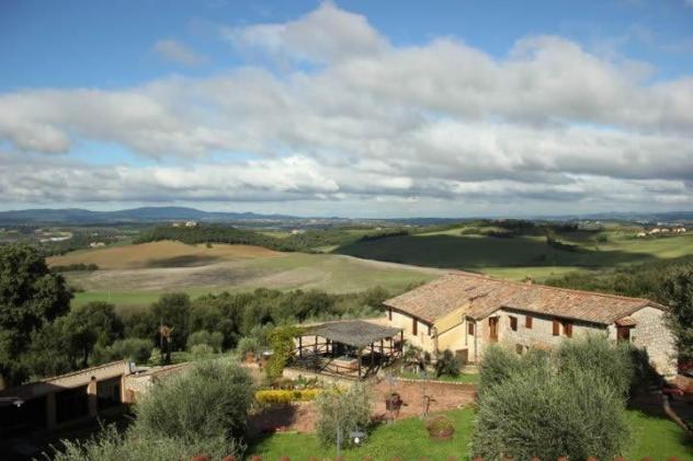 Edificio storico in vendita a Monteriggioni 1356 mq Rif: 1225935