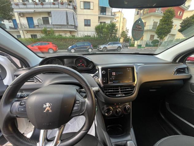 Peugeot 208 BlueHDi 75 5 porte Allure - Foto 9