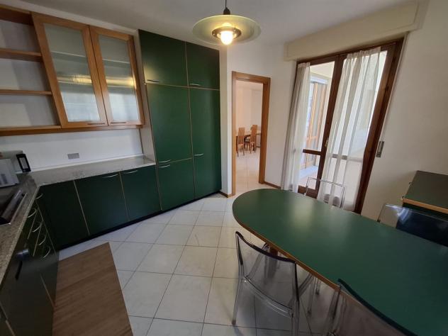 Splendido 4 locali con terrazzo in bifamiliare nel centro di Meda - Foto 9