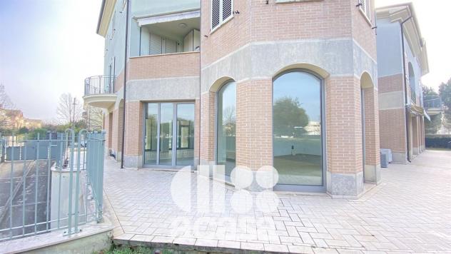 BELLISSIMI LOCALI - Foto 8