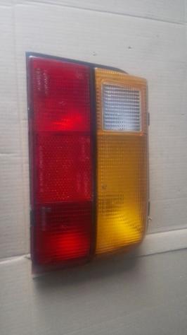 Fanale / Faro posteriore DESTRO / DX FIAT CROMA 1 Serie