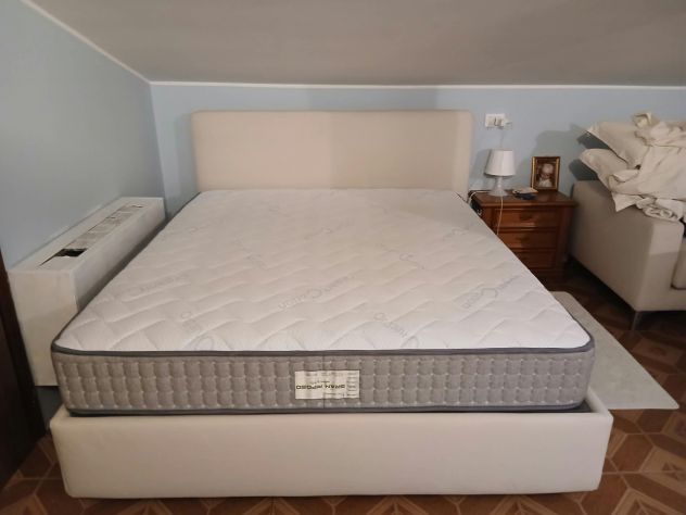 LETTO MATRIMONIALE CON TESTATA RIVESTITI RETE E MATERASSO