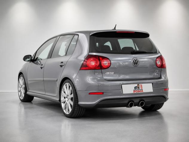 Volkswagen Golf 3.2 VR6 4mot. 5p. DSG R32 - Foto 6