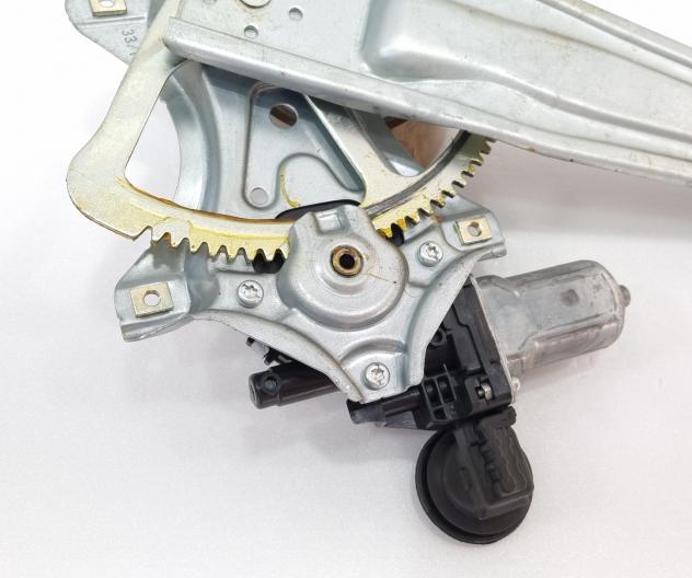 ALZACRISTALLO ELETTRICO POST. SX TOYOTA Yaris Serie 85710-0D100 (1720) - Foto 12