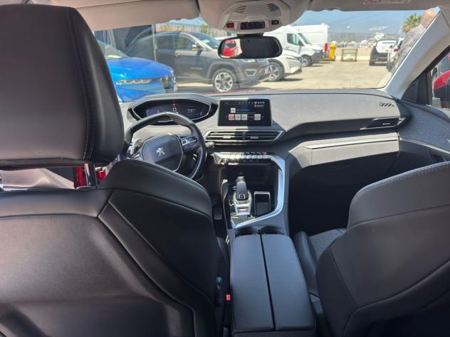 Peugeot 3008 PureTech Turbo 130 EAT8 S&S Allure - Foto 8