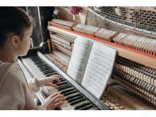 Lezioni di pianoforte a Casei Gerola e Castelnuovo