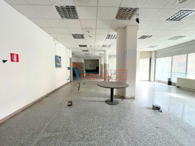 Negozio 3 locali - Rif. 2719 - Foto 3