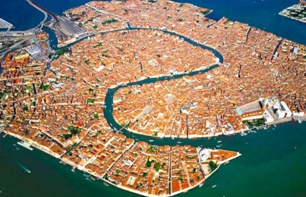 Palazzo / Stabile in vendita a Venezia - Foto 4