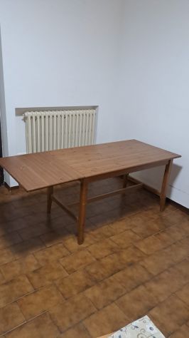TAVOLO ROBUSTO ALLUNGABILE IN LEGNO - Foto 4