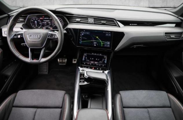 AUDI Q8 e-tron 55 quattro S line edition rif. 22727229 - Foto 8
