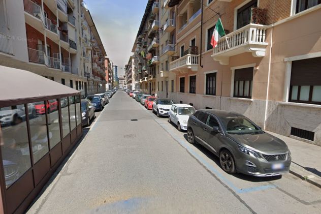 PIAZZA BERNINI CIT TURIN DECOROSO TRILOCALE RISTRUTTURATO - Foto 2