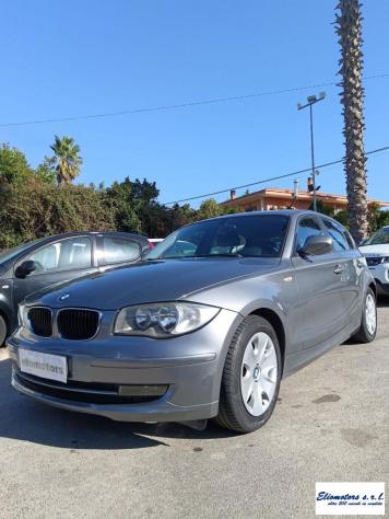 BMW - Serie 1 - 118d 2.0 143CV 5 porte Eletta DPF - Foto 3