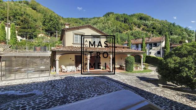 VILLA di 15 vani e di 800 mq (BAGNI DI LUCCA) rif. 3468 - Foto 3