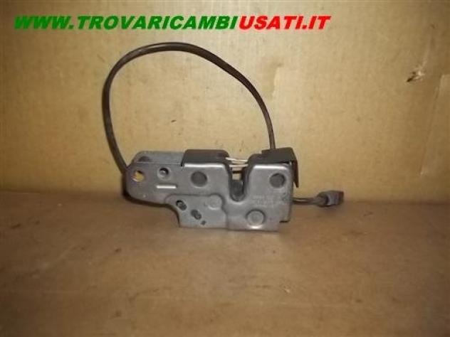 SERRATURA COFANO ANT. VOLKSWAGEN PASSAT (3C) Carrozzeria Lamierati esterni Cofano Serratura cofano VOLKSWAGEN - PASSAT - 01-04-2005 - 01-10-2010