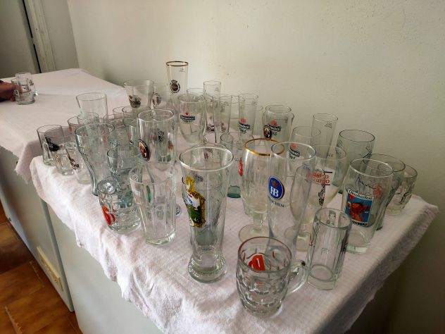 Bicchieri di vari tipi,sia da birra ,coca cola e altro - Foto 7