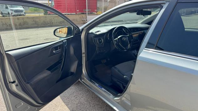 Toyota Auris Touring 1.8 Hybrid Lounge - 2017 - Foto 9