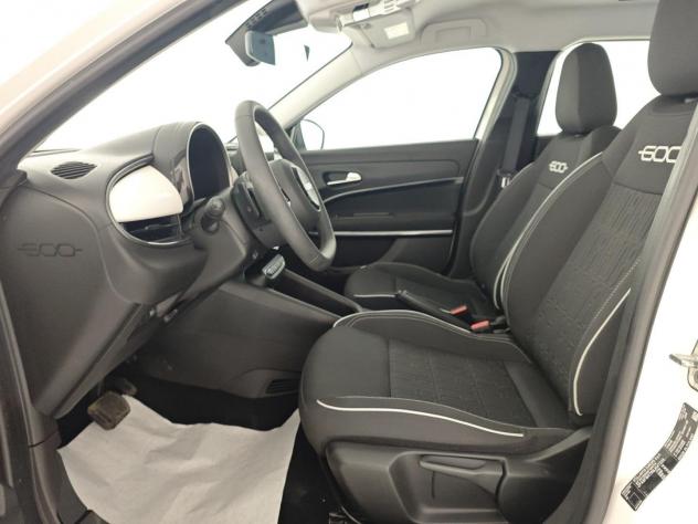 FIAT 600 Hybrid 110 CV DCT MHEV - Foto 10