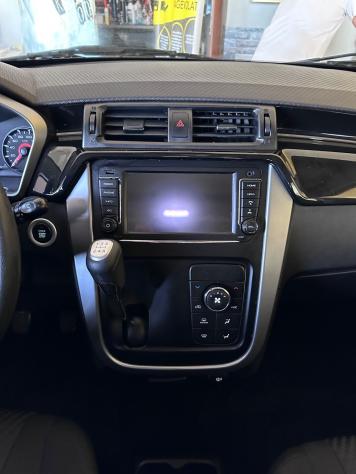 Mahindra KUV100 1.2 VVT K8 - Foto 8