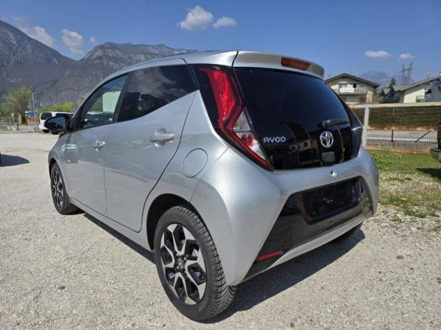 TOYOTA Aygo Connect 1.0 VVT-i 72 CV 5 porte x-play TeamD Sky rif. 22177519 - Foto 3