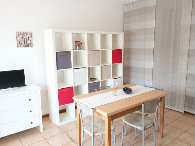 AFFITTASI VERONA vicinanze CASTELNUOVO DEL GARDA appartamento arredato - Foto 5