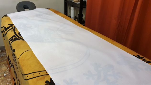 Lettino da massaggio a 2 sezioni con borsa da trasporto + accessori vari - Foto 2