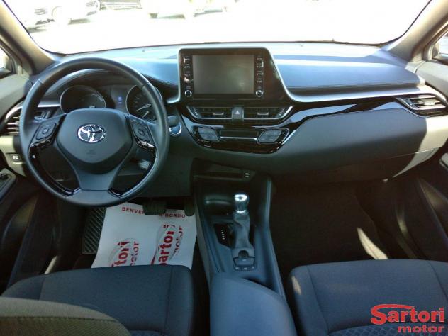 TOYOTA - C-HR - 1.8 Hybrid E-CVT Dynamic - Foto 6