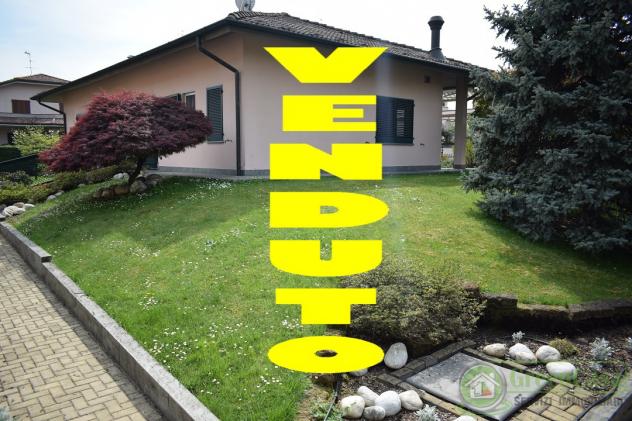 VILLA di 4 vani e di 260 mq (CAVENAGO DI BRIANZA) rif. IGC VILLA 350 V.MANZONI