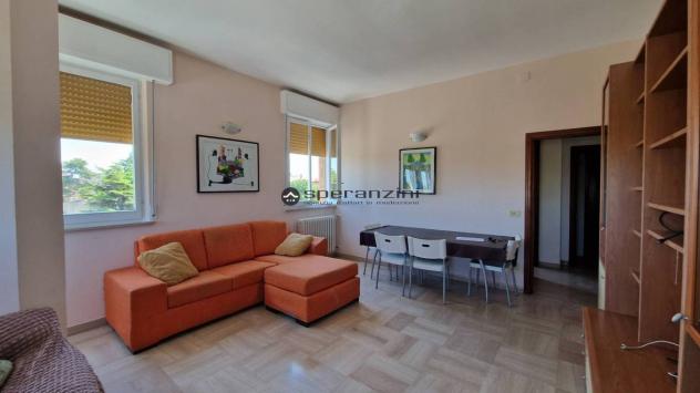 ALLE PORTE DEL CENTRO STORICO: Vendita attico a fano alle porte del centro storico
proponiamo appartamento di circa 120 mq al quarto piano, servito da - Foto 2