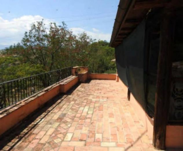 Immobile in asta di 434 m² con più di 5 locali e box auto in vendita a Teramo - Foto 7