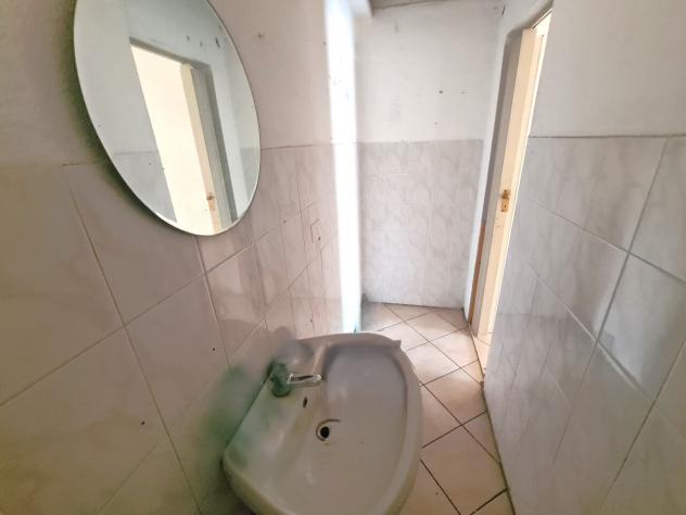 1 Vetrina in affitto a Catanzaro - Foto 5