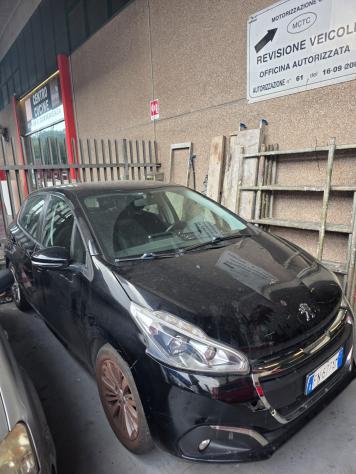 Peugeot 208 PureTech 82 5 porte Allure - Foto 2