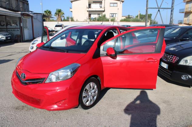 Toyota Yaris 1.4 D-4D DPF 5 porte - Foto 10