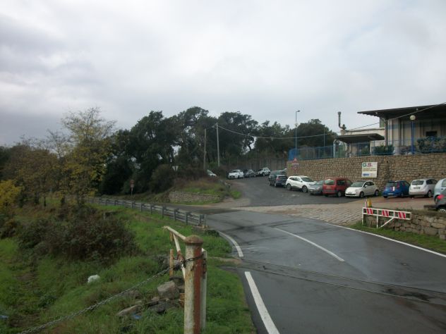 Magazzino capannone con terreno 1ha,2km da Calangianus,strada TempioCalangianus. - Foto 6
