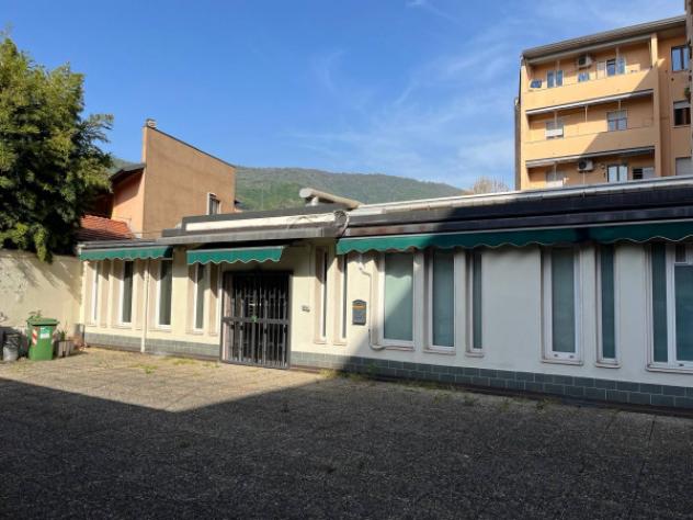 Immobile di 815 m² con più di 5 locali in vendita a Brescia - Foto 2