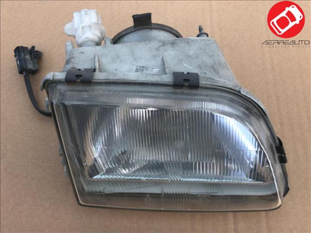 0061061 FARO FANALE ANTERIORE DESTRO LIGIER 162